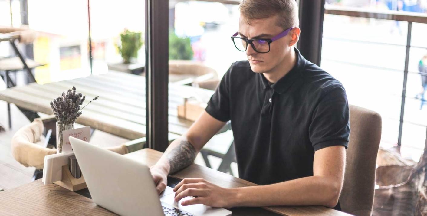 Session de formation en ligne avec outils numériques
